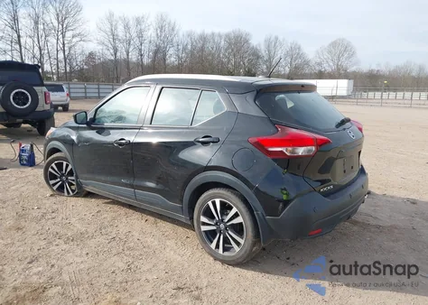 2020 Nissan Kicks Sv Xtronic Cvt z USA, uszkodzony, nr VIN 3N1CP5CV8LL550876